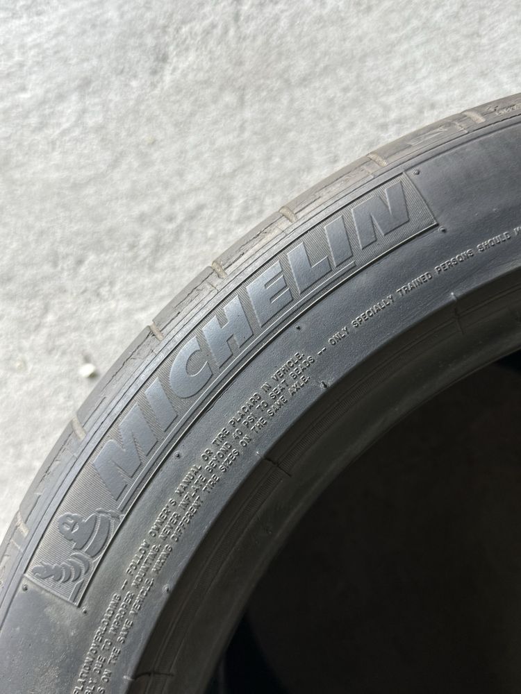 Pneus 265/40r18 Michelin Pilot Sport com 75% piso
