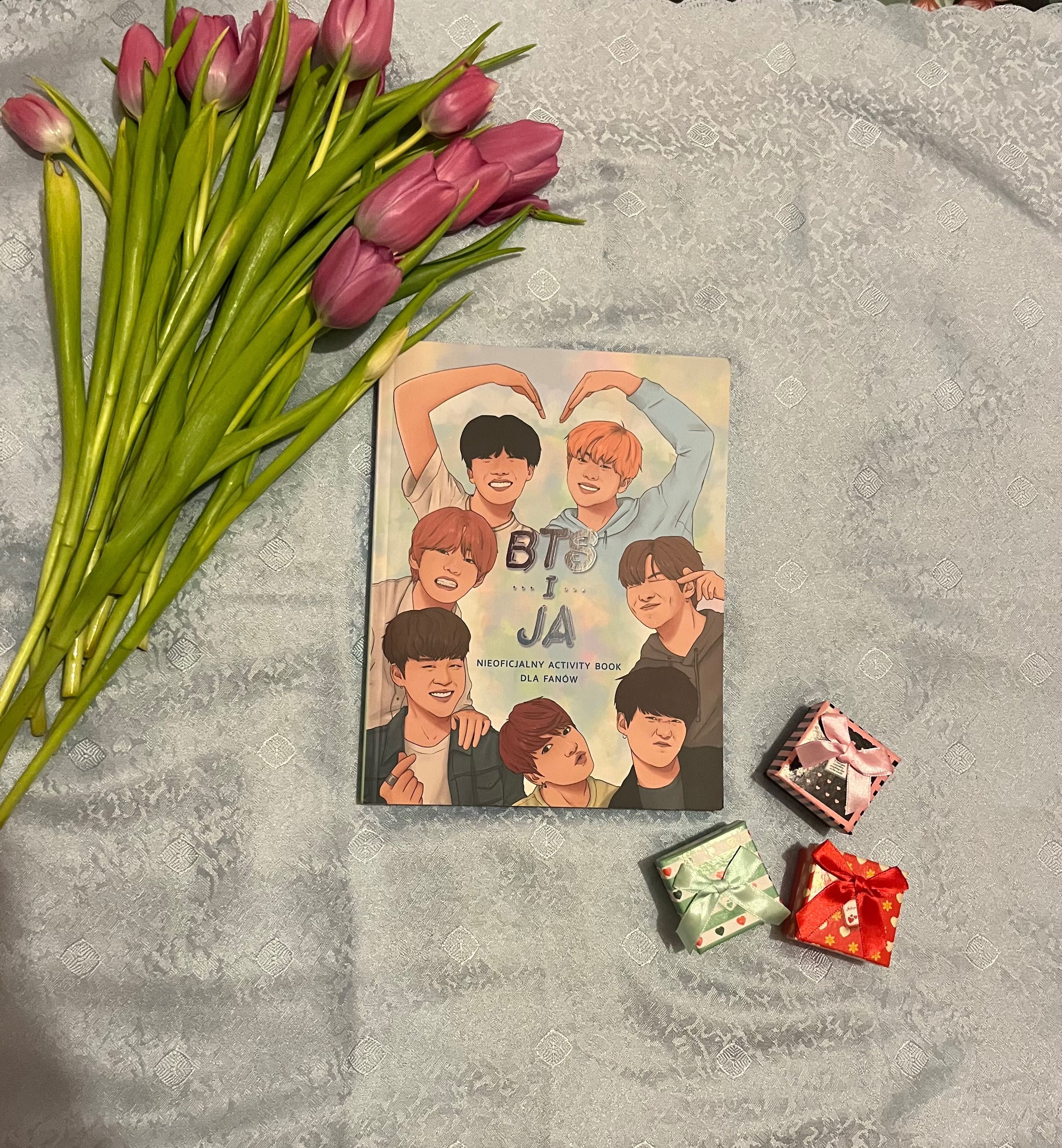 BTS i JA activity book