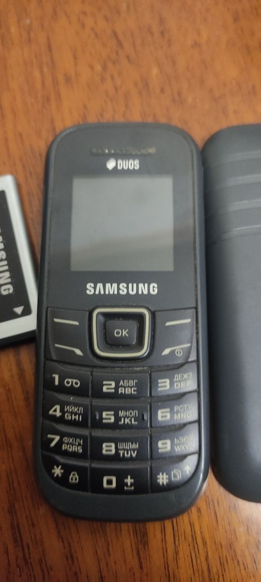 Samsung Nokia кнопочные телефоны