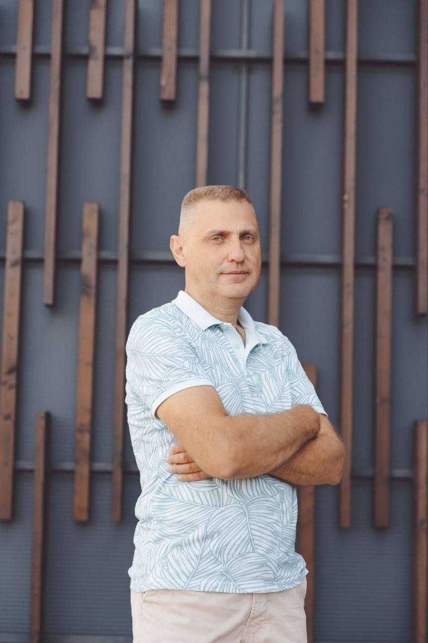 Інструктор з водіння. Автоінструктор. Приватні уроки. Навчання водінню
