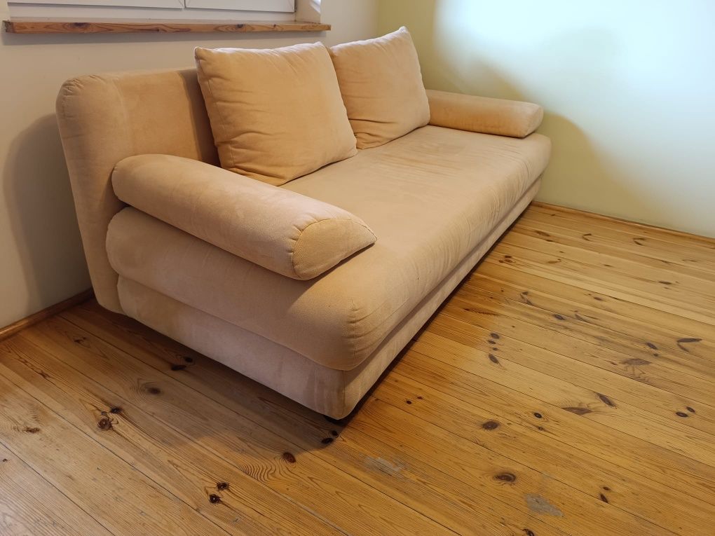 Sofa żółta rozkładana