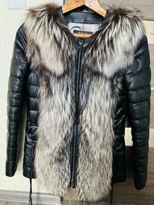 Продам шкіряну дублянку