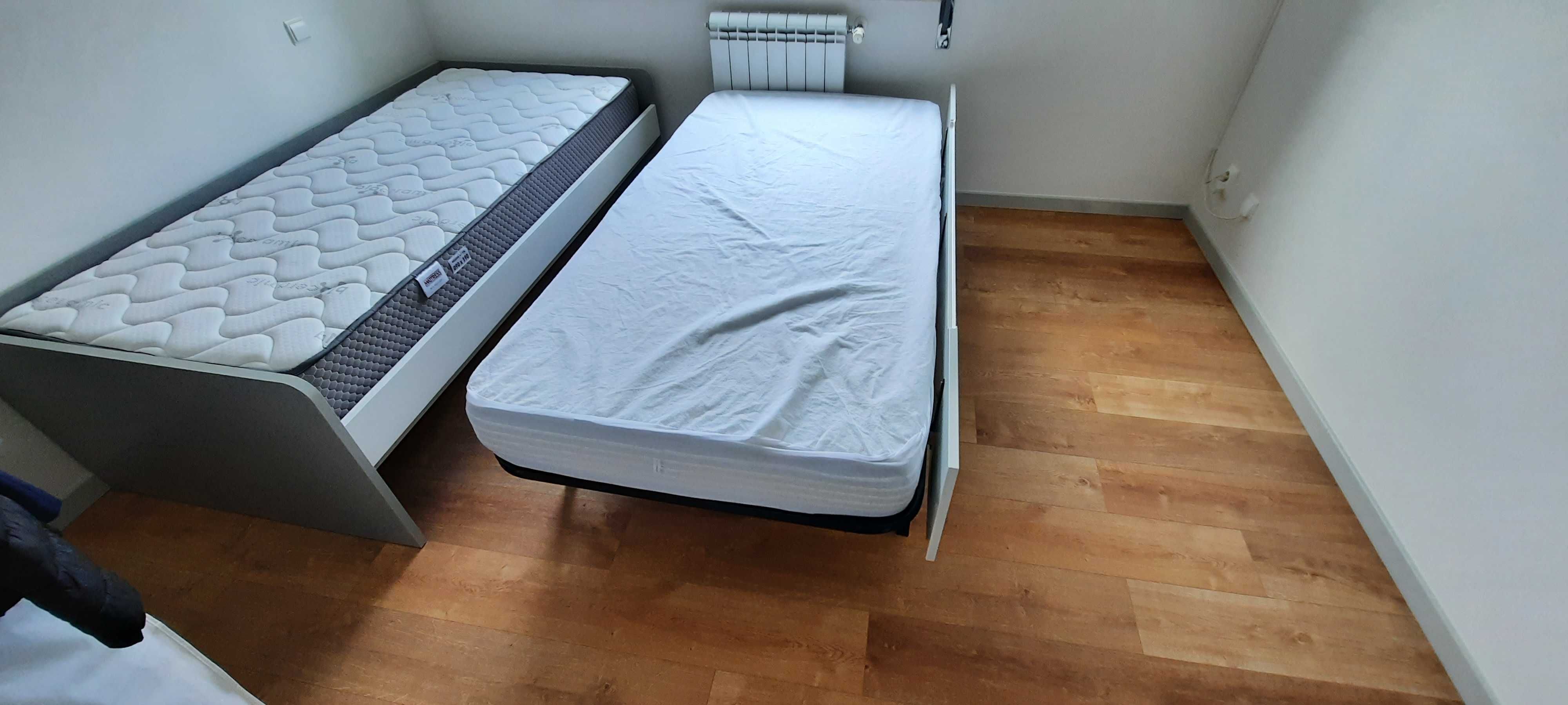 Cama Estudio Cinza/Branco