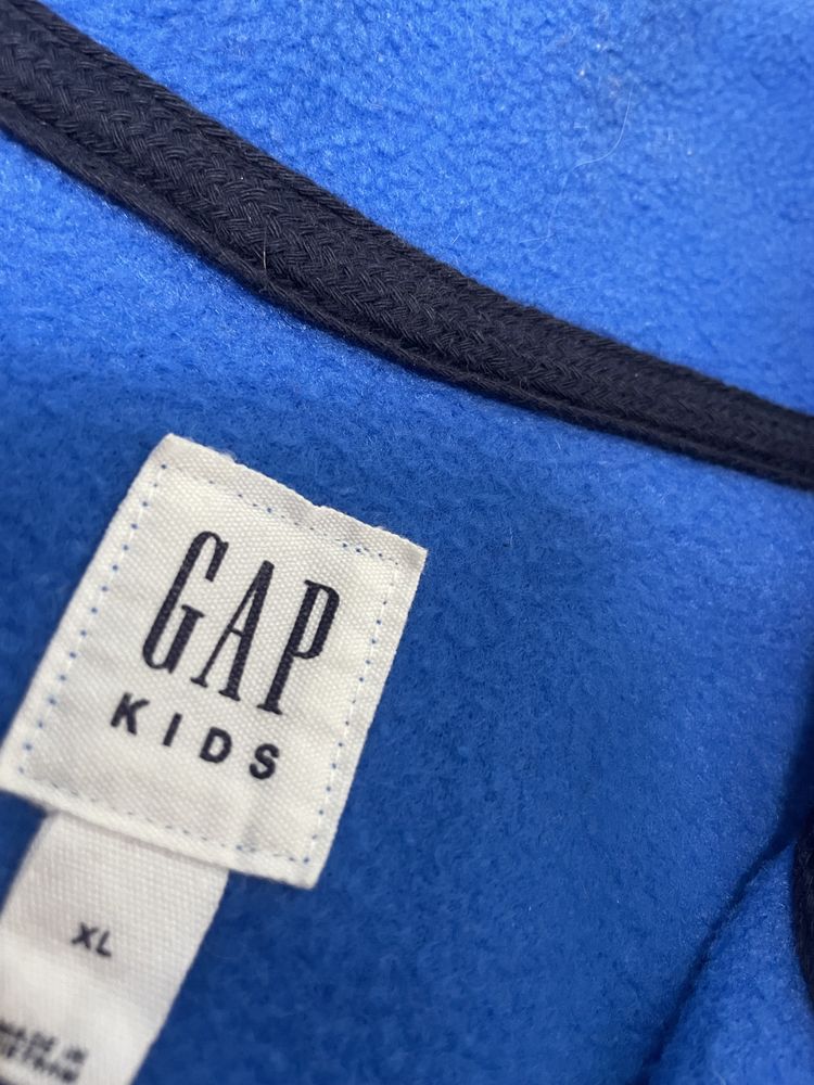 Продам кофту GAP