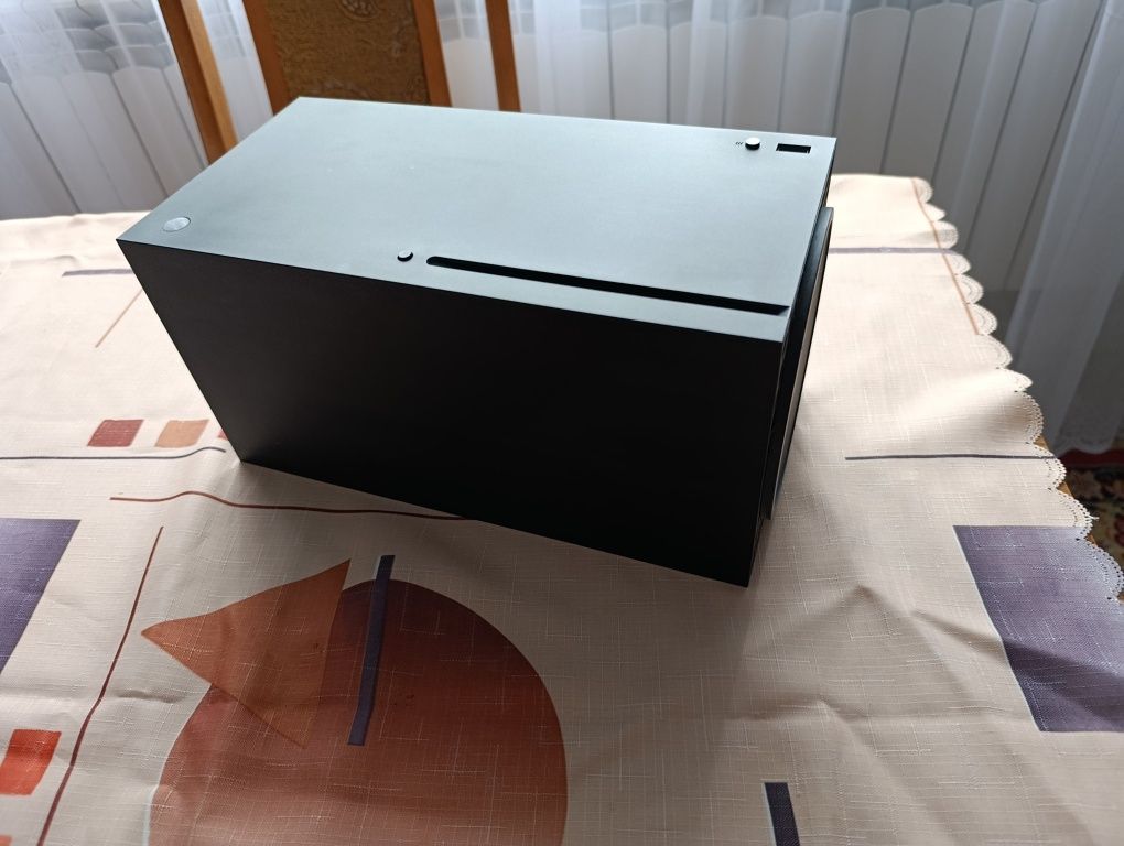 Konsola Xbox Series X 1tb