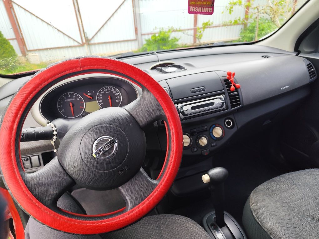 Продам автомобіль Nissan micra