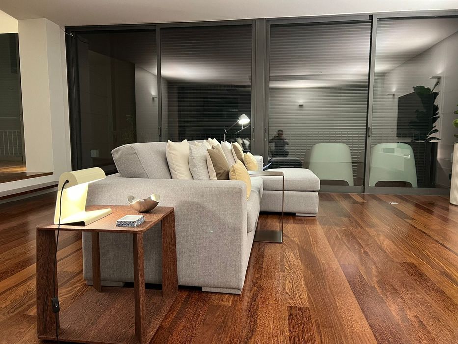 Sofá Cinzento com chaise longue