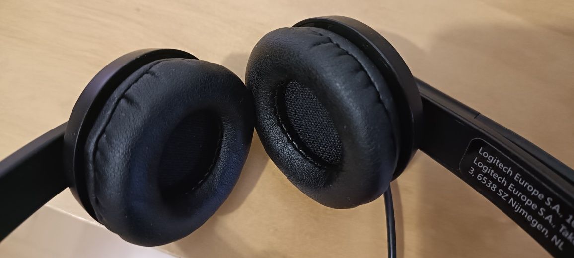Słuchawki LOGITECH H570e Nauszne