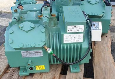 Sprężarka chłodnicza BITZER 4DC-5.2Y-40S 26,9 m 14,8 KW