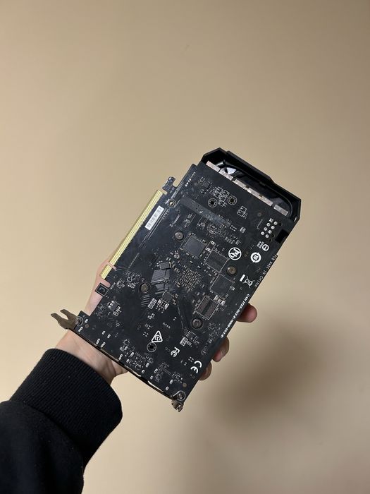 Rtx 3050 6Gb Gigabyte Відеокарта не робоча