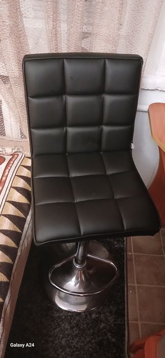 Стул барний.можна в салон краси