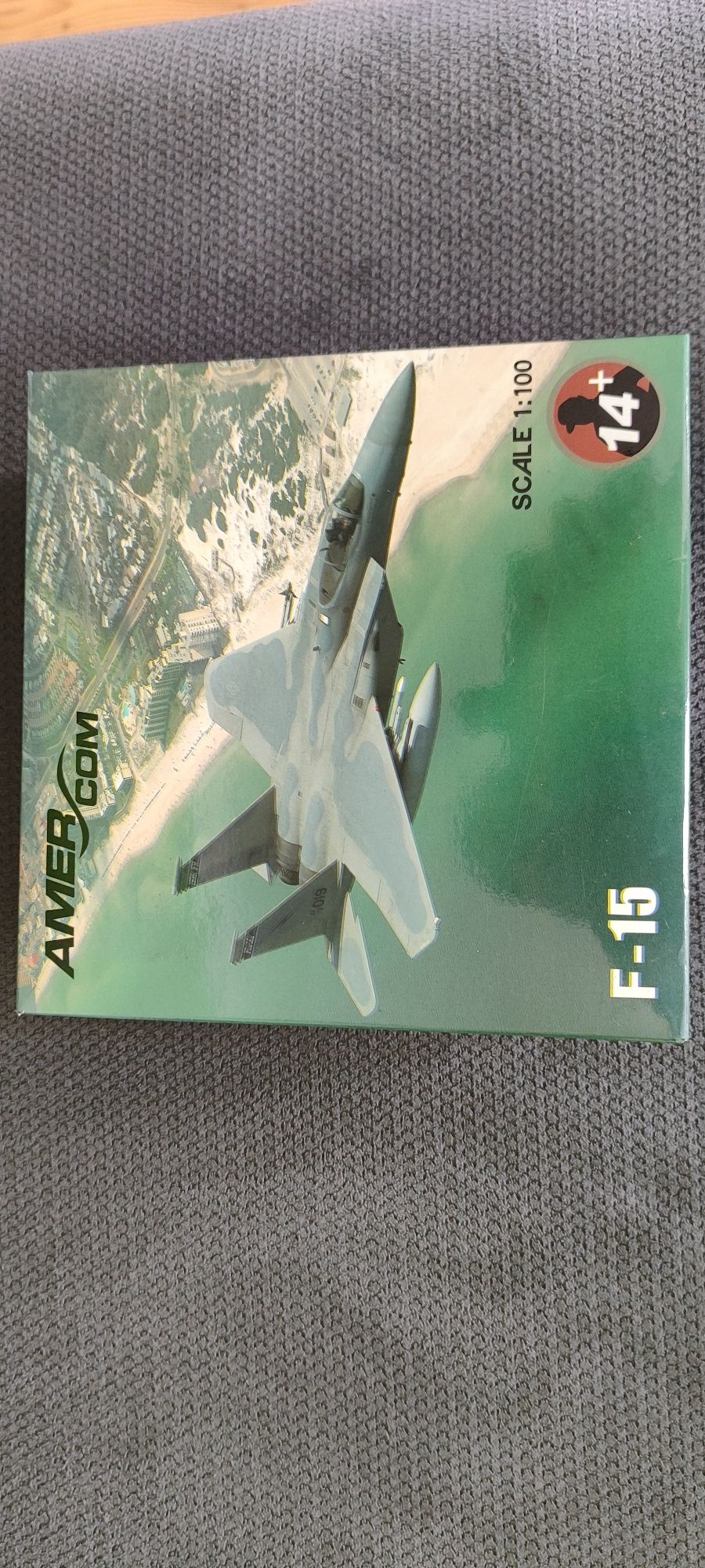 Samolot metalowy f-15 eagle skala 1:100 jak nowy