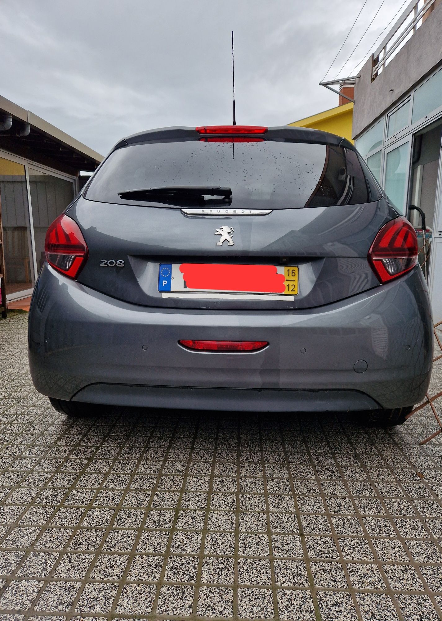 Peugeot 208 1.2 de 2016