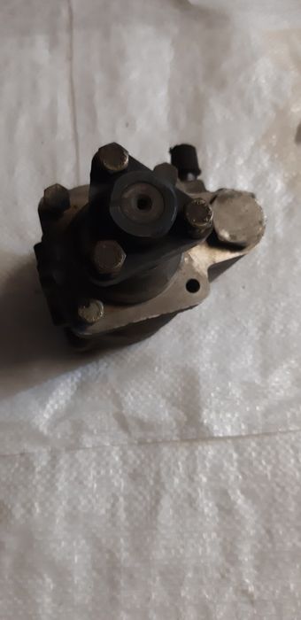 Насос гідропідсилювача