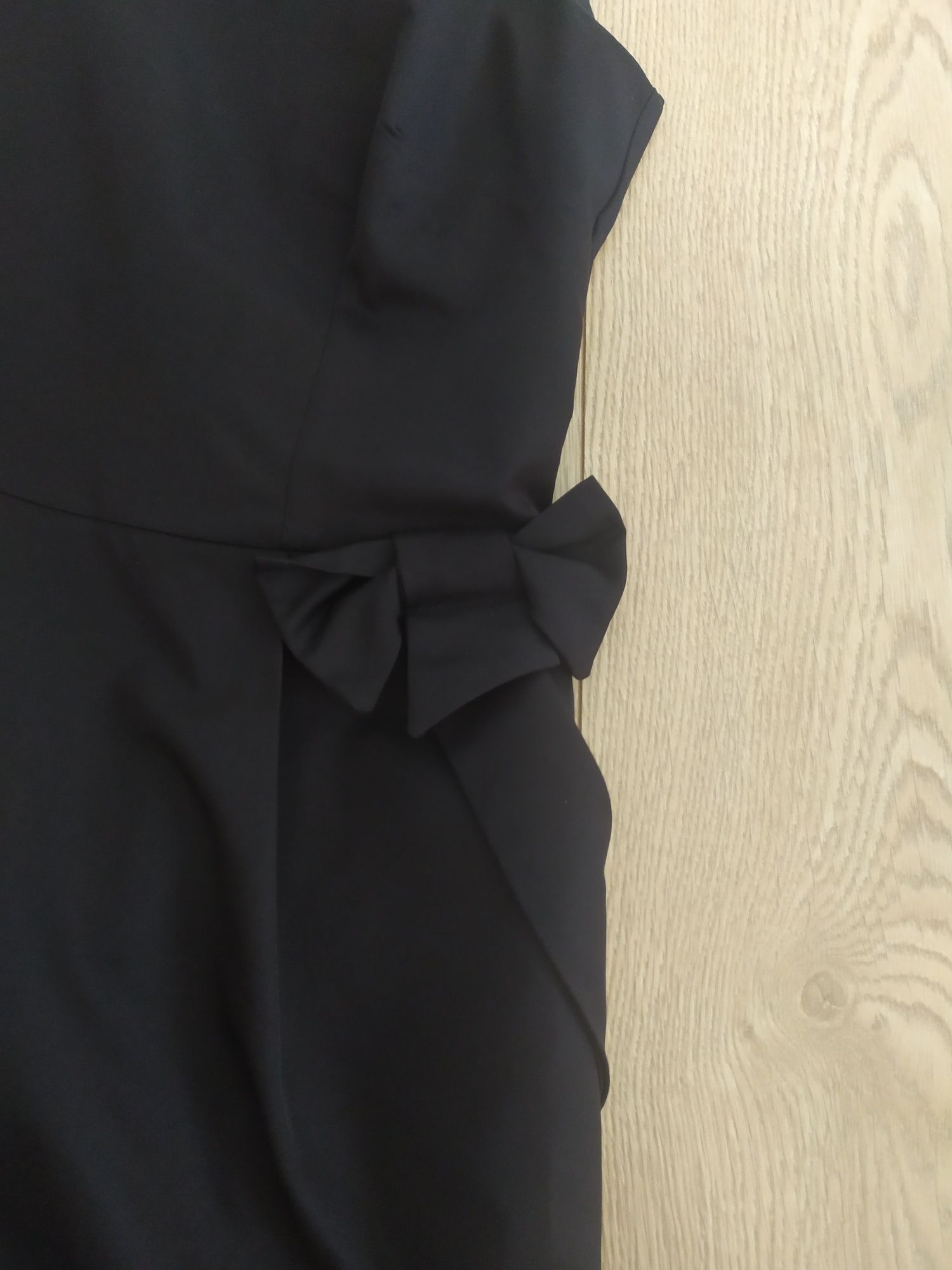 Sukienka rozm 36-38 czarna klasyk