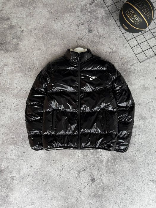 Двосторонній пуховик Nike