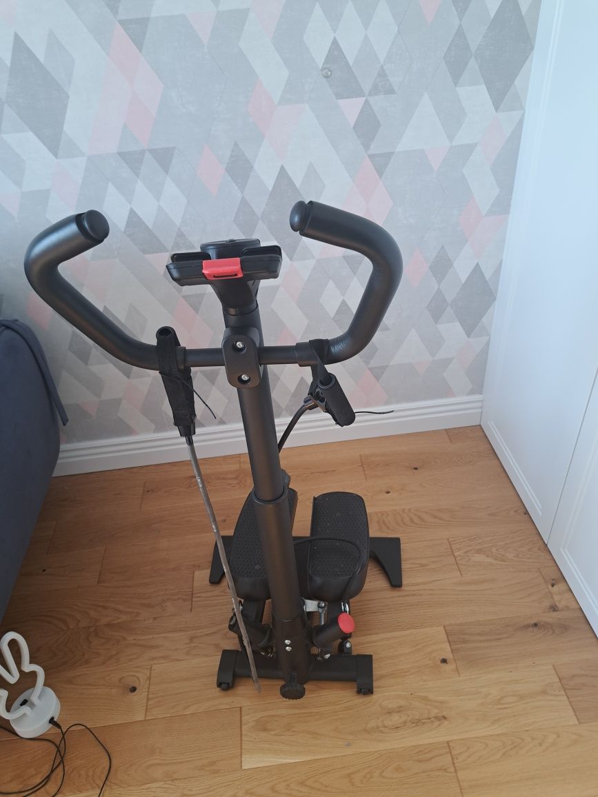 Stepper skrętny z linkami