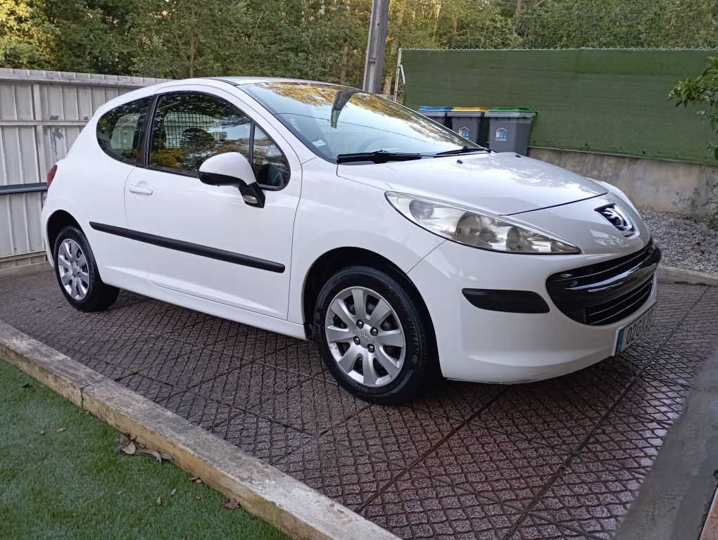 Peugeot 207 1.4 hdi