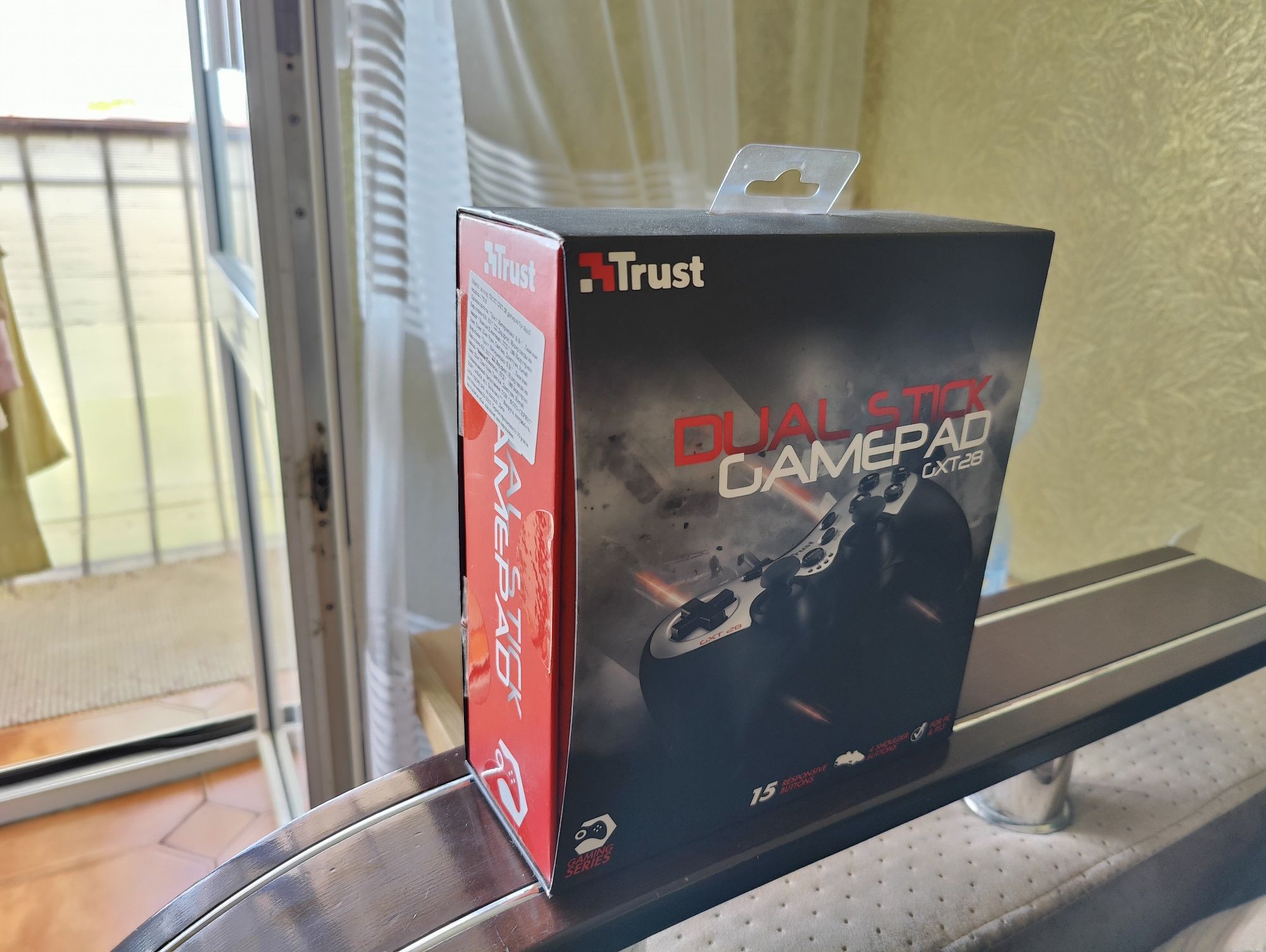 Геймпад trust gxt28 і ще 2шт
