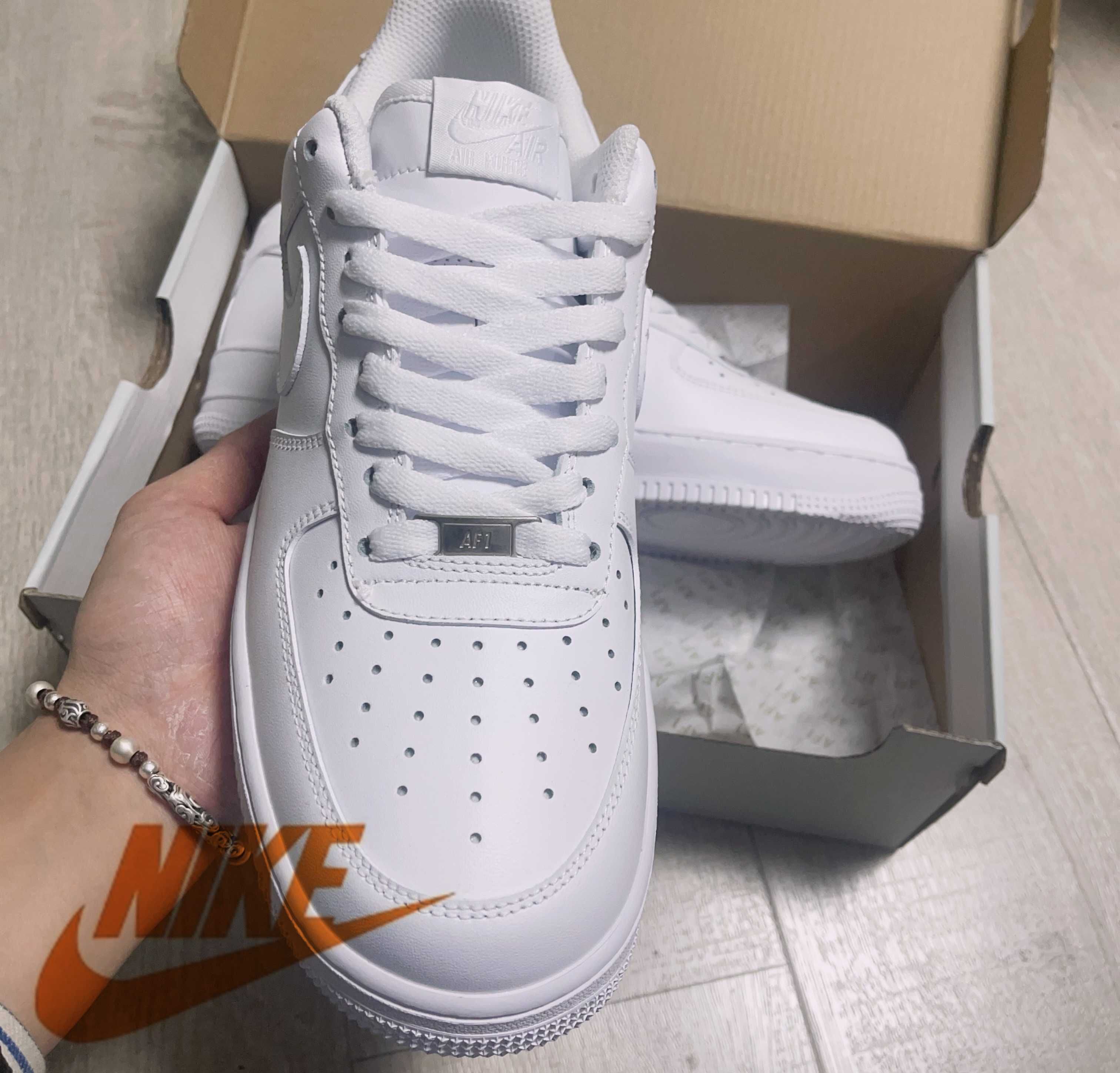 Nike Air Force 1 Low