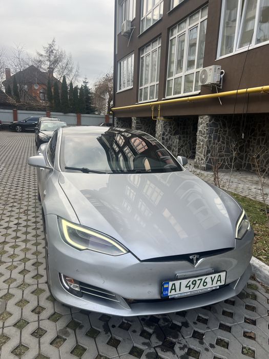 Продам свою TESLA S