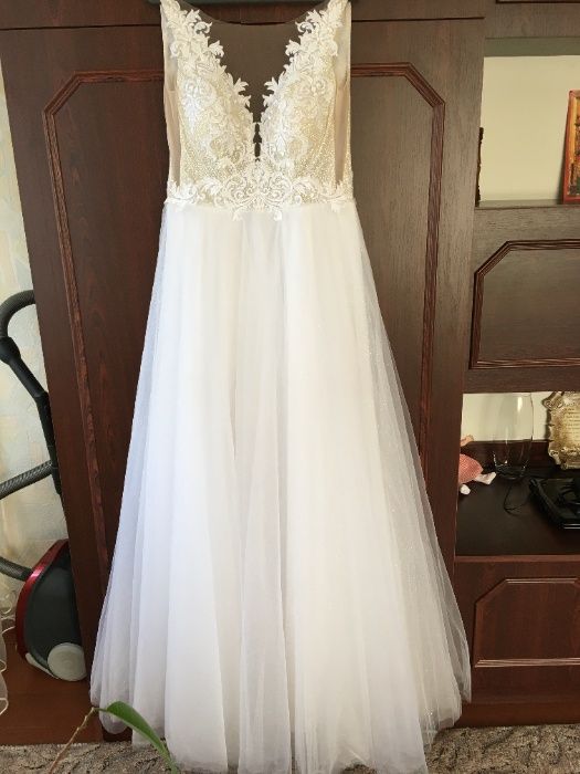 Свадебное платье р 42-46