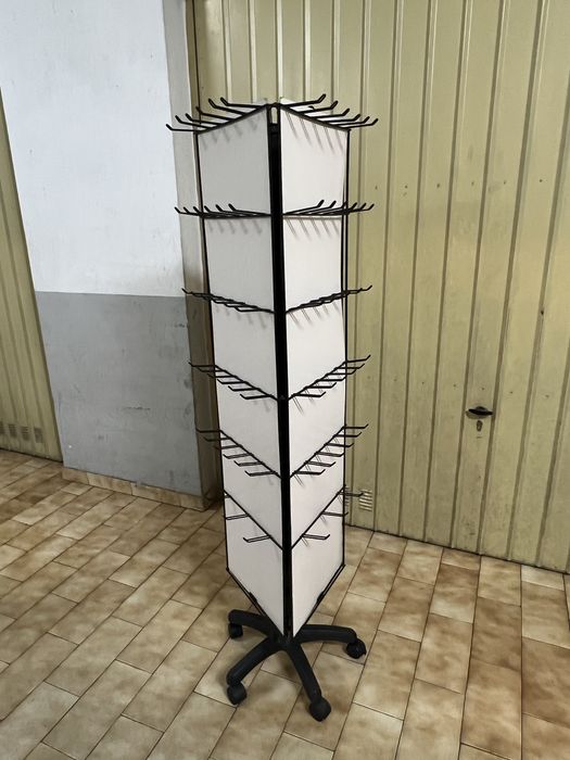 Expoistores metalicos