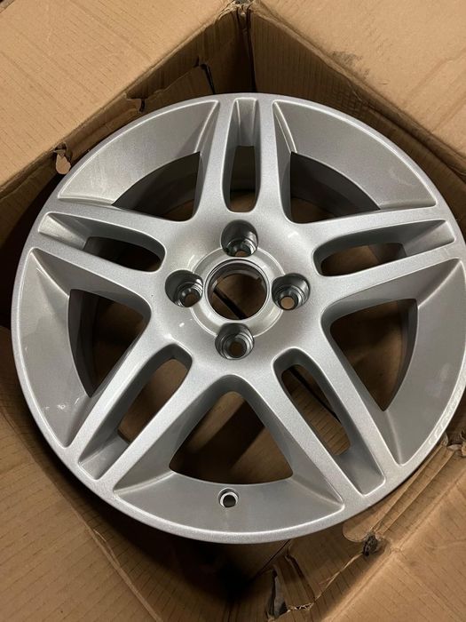 Opel Meriva a felga 16