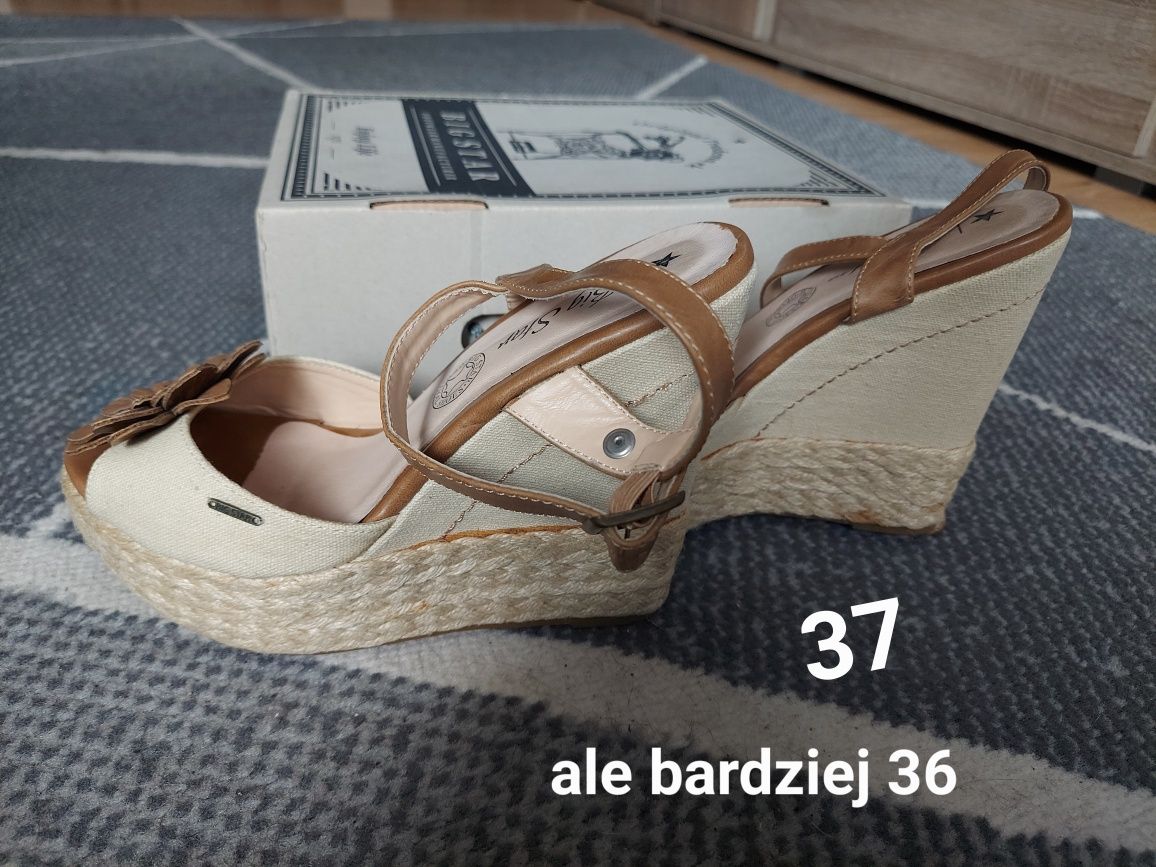 Buty na koturnie BigStar rozmiar 36/37