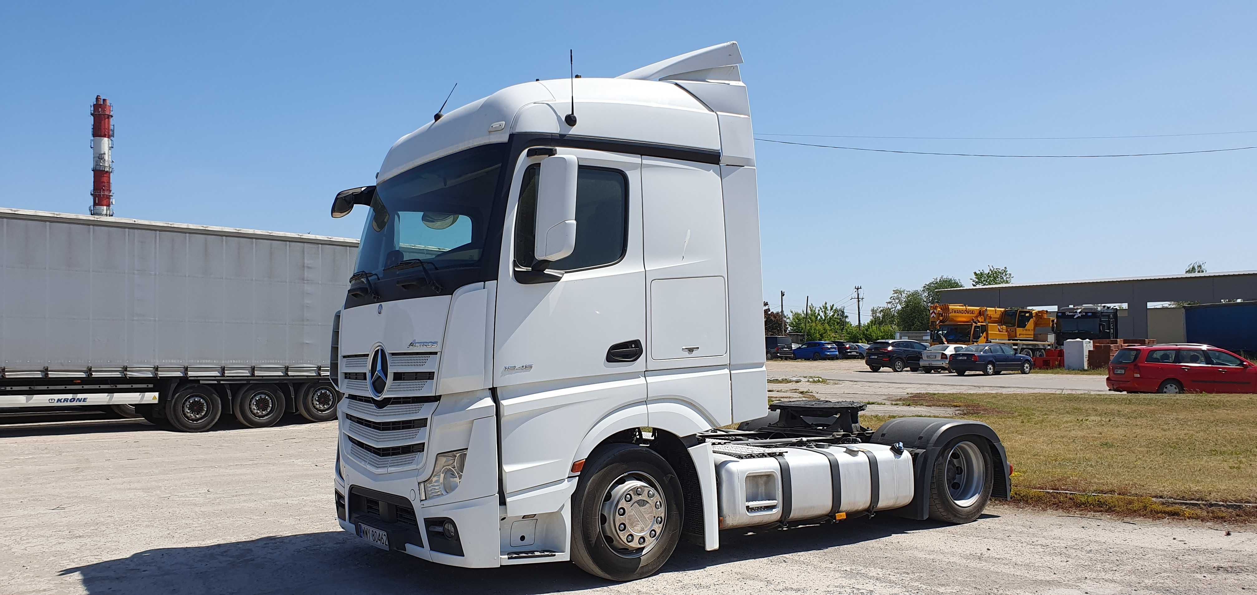 Mercedes Actros Big Space Lowdeck zadbany 2015 r bogate wyposażenie