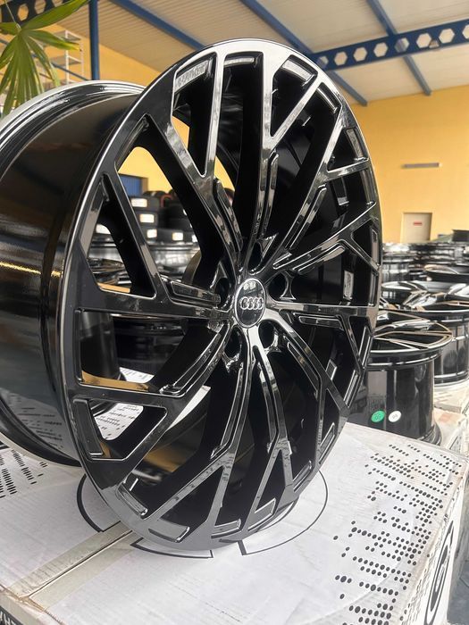 Felgi aluminiowe czarne 20 cali Audi Q3 Q5 Q7 Q8  A5 A6 A7 A8