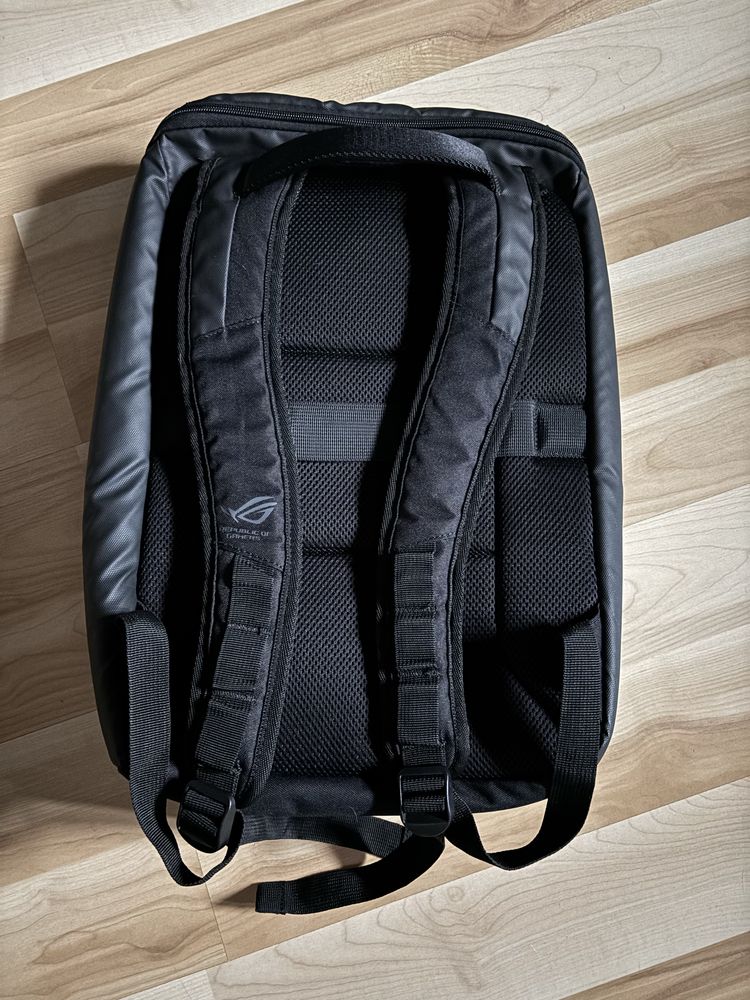 Czarny plecak ASUS ROG