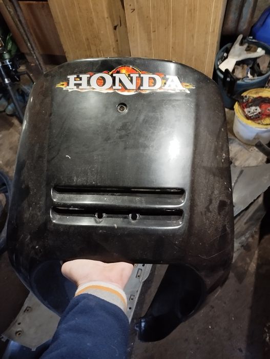 Продам пластик на скутер Хонда лид аф 05