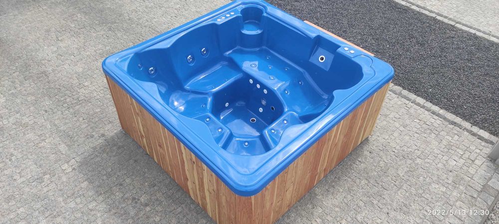 Jacuzzi dla całej rodziny 2 masaże ogrzewanie od producenta nowe