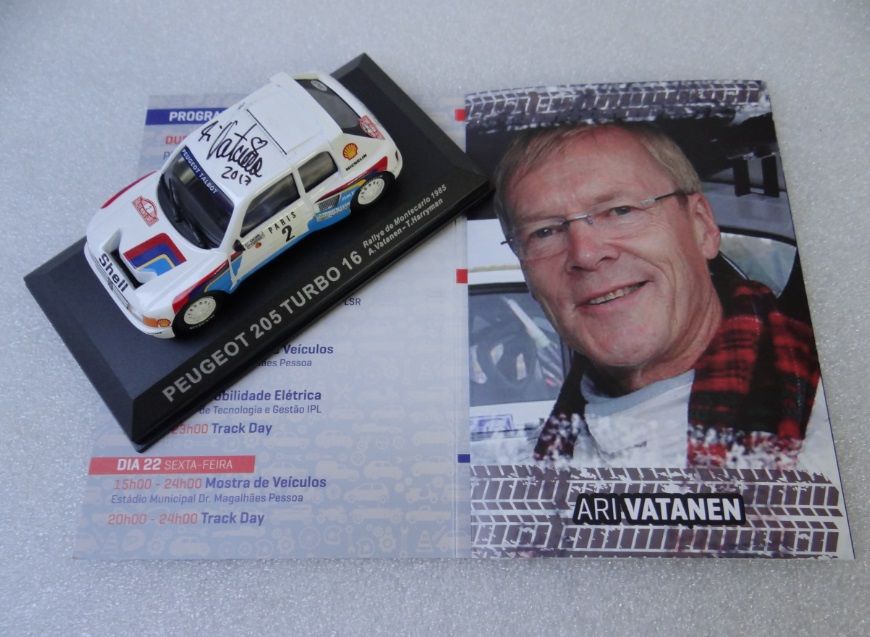 Peugeot 205 Turbo 16 AUTOGRAFADO = Ari Vatanen =