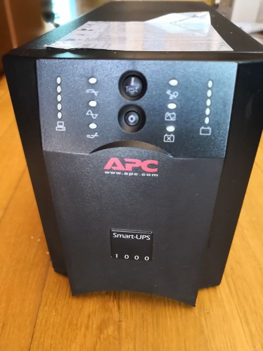 UPS, APC Smart-UPS 1000