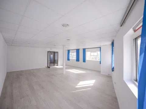 Para arrendar escritório em Sacavém