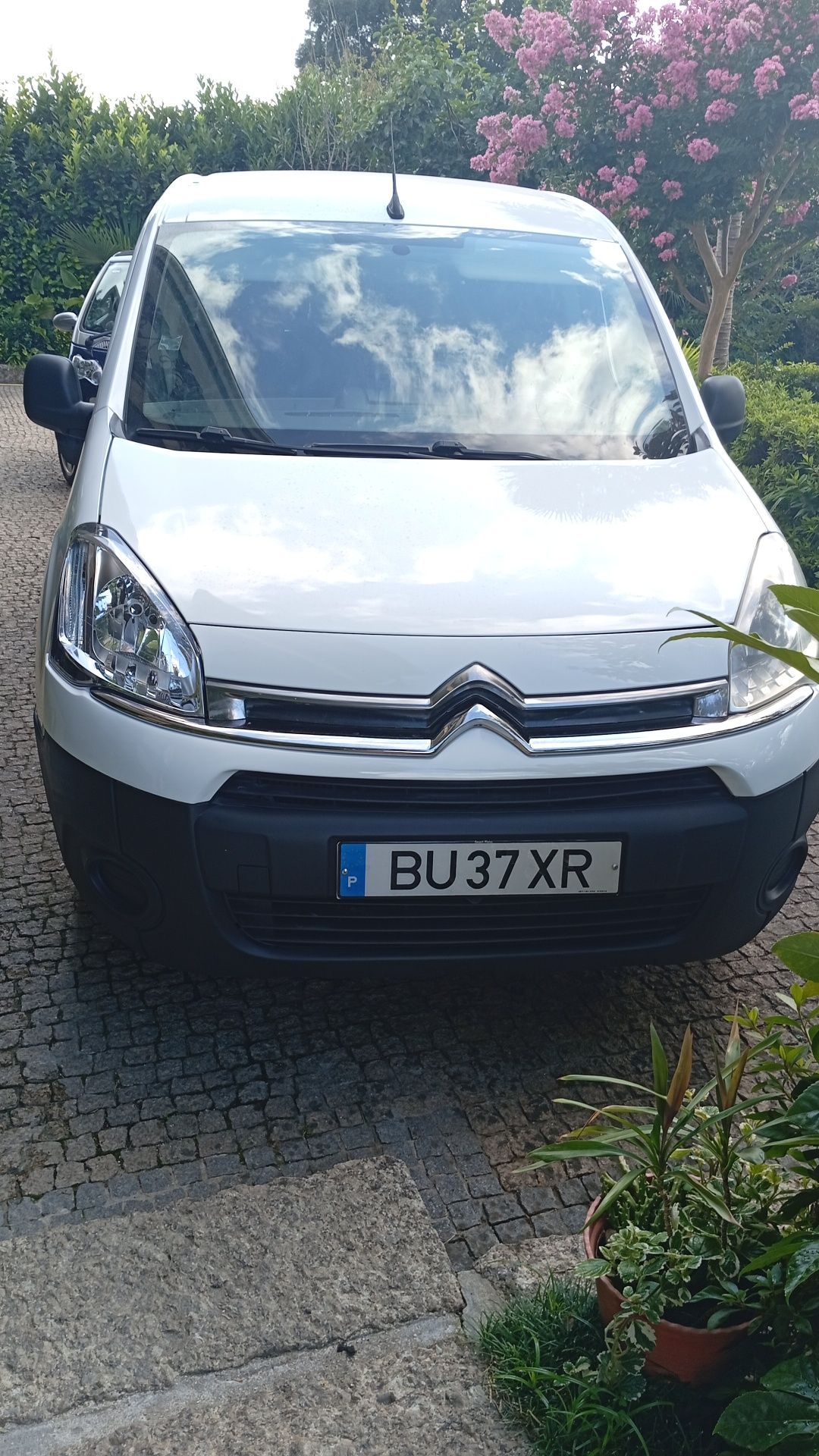 Vendo Berlingo longa 3 lugares