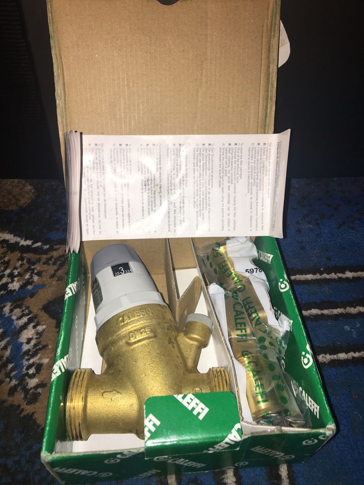 Продам редуктор давления Caleffi 535060 1".