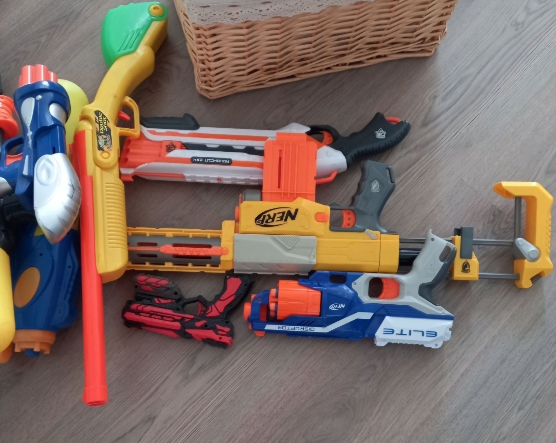Новий Бластер Hasbro Nerf Fortune smg-e (E8977)