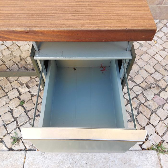 Vintage Daciano da Costa desk
