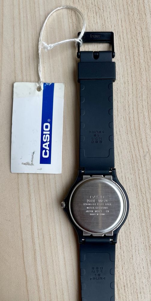 Casio - кварцевий годинник. Нові.-90-х років.