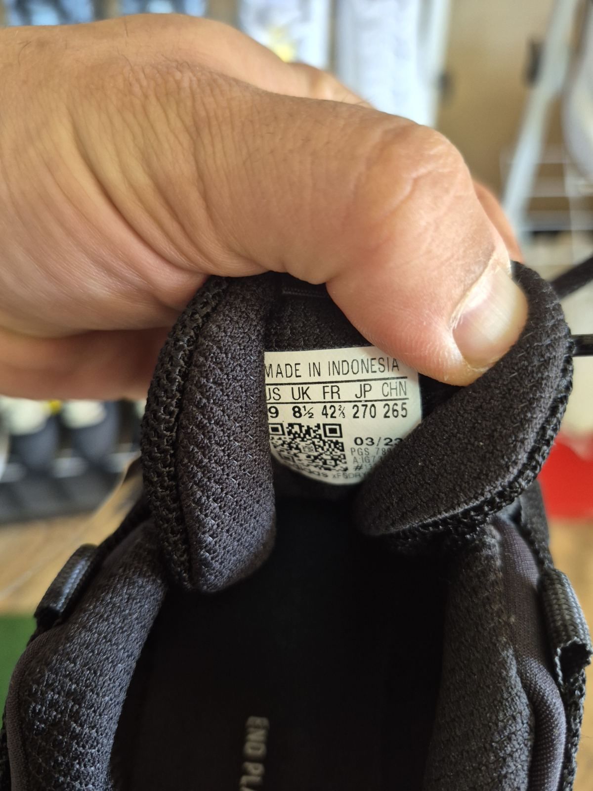 Чоловічі кросівки Adidas Racer Tr23(Оригінал)42,5-27см.