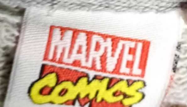 Sweter Marvel szary