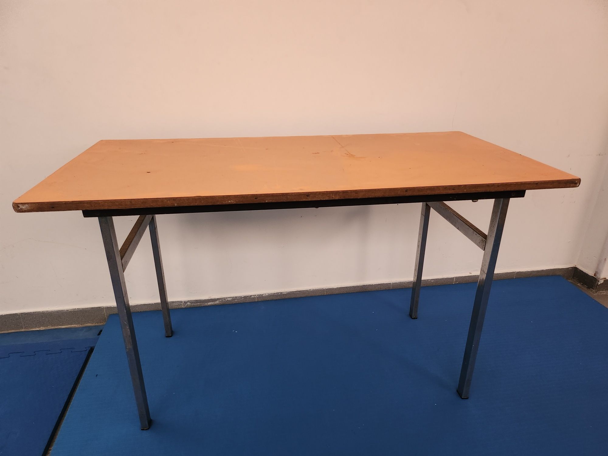 Mesa retangular tampo laranja
