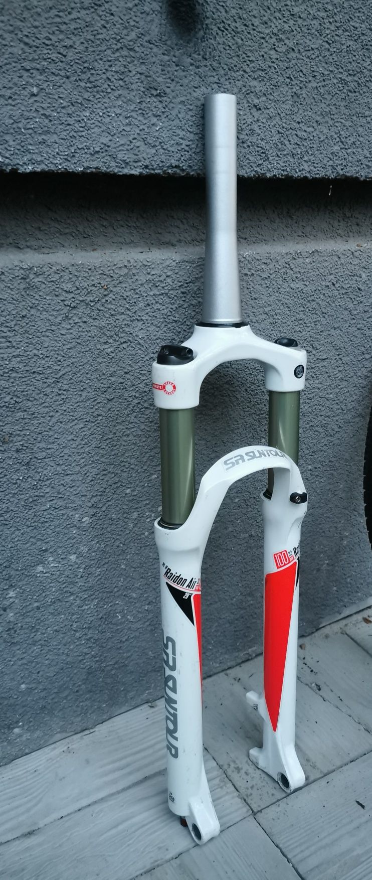 Widelec sr suntour raidon 29