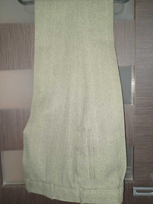 Garnitur męski trzyczęściowy