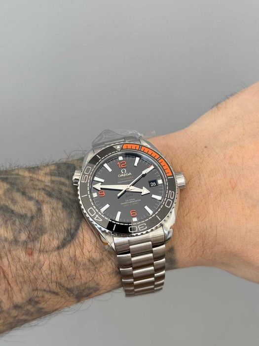 наручний чоловічий годинник Omega Planet Ocean Seamaster 600m