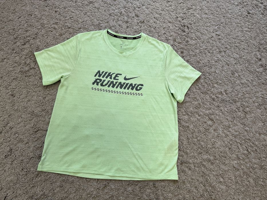 Футболка Nike