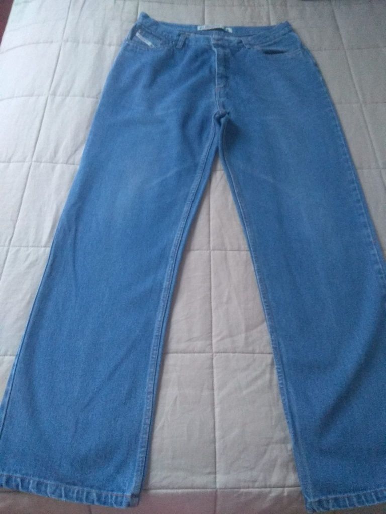 klasyczne jeansy rozmiar 34